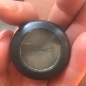 MAC cosmetics flourishing eyeshadow